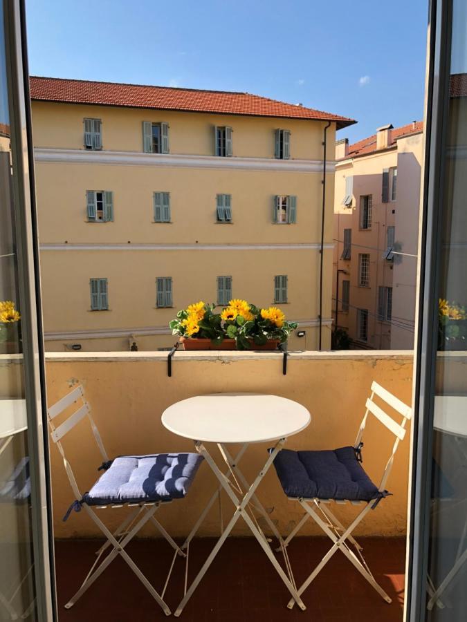 Centrally Located Apt By Harbour With Elevator Санремо Экстерьер фото