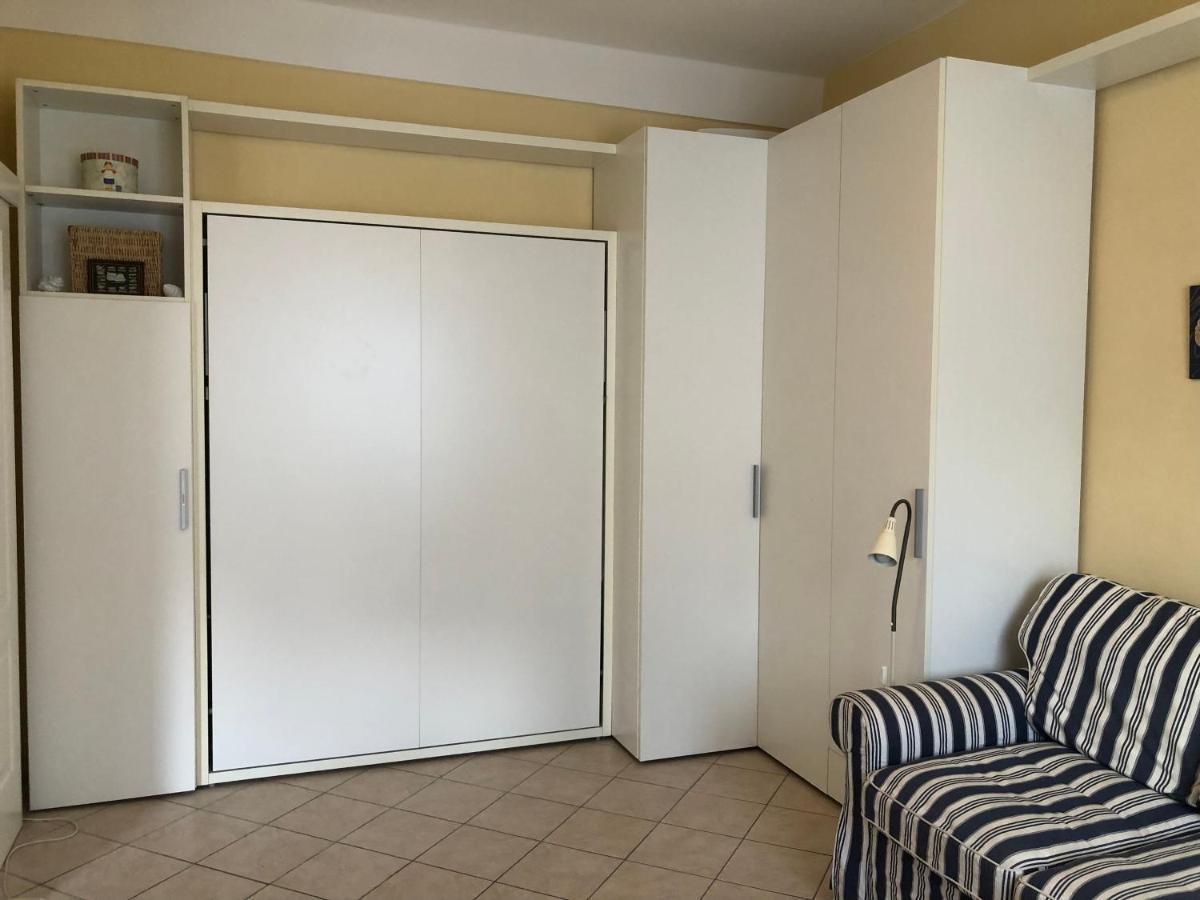 Centrally Located Apt By Harbour With Elevator Санремо Экстерьер фото