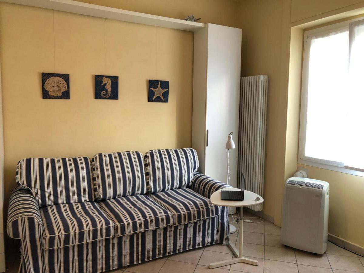 Centrally Located Apt By Harbour With Elevator Санремо Экстерьер фото