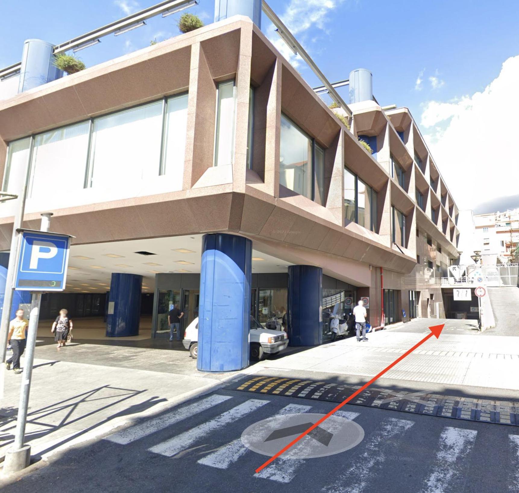 Centrally Located Apt By Harbour With Elevator Санремо Экстерьер фото